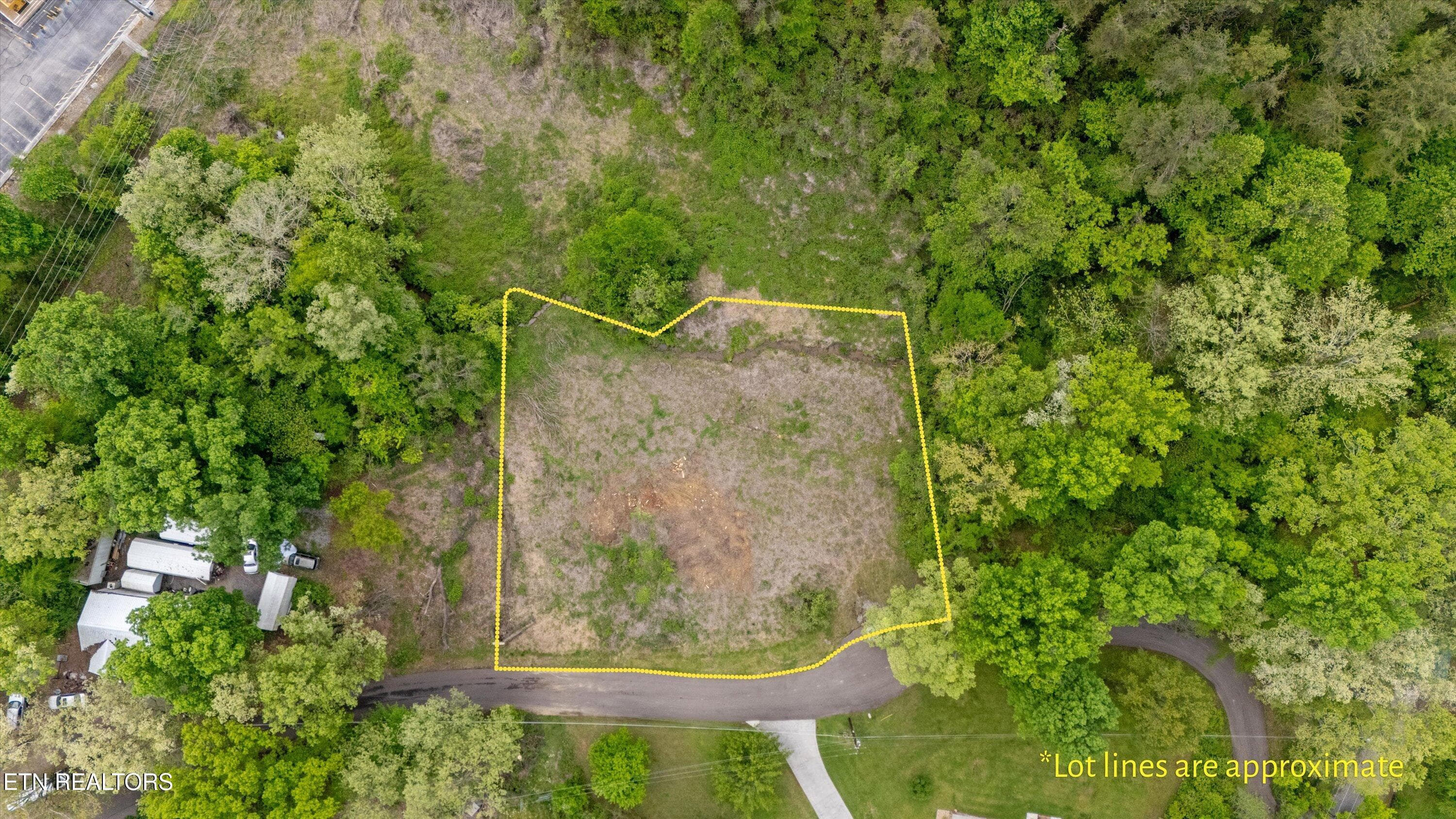 205 Green Rd, Knoxville, TN 37920