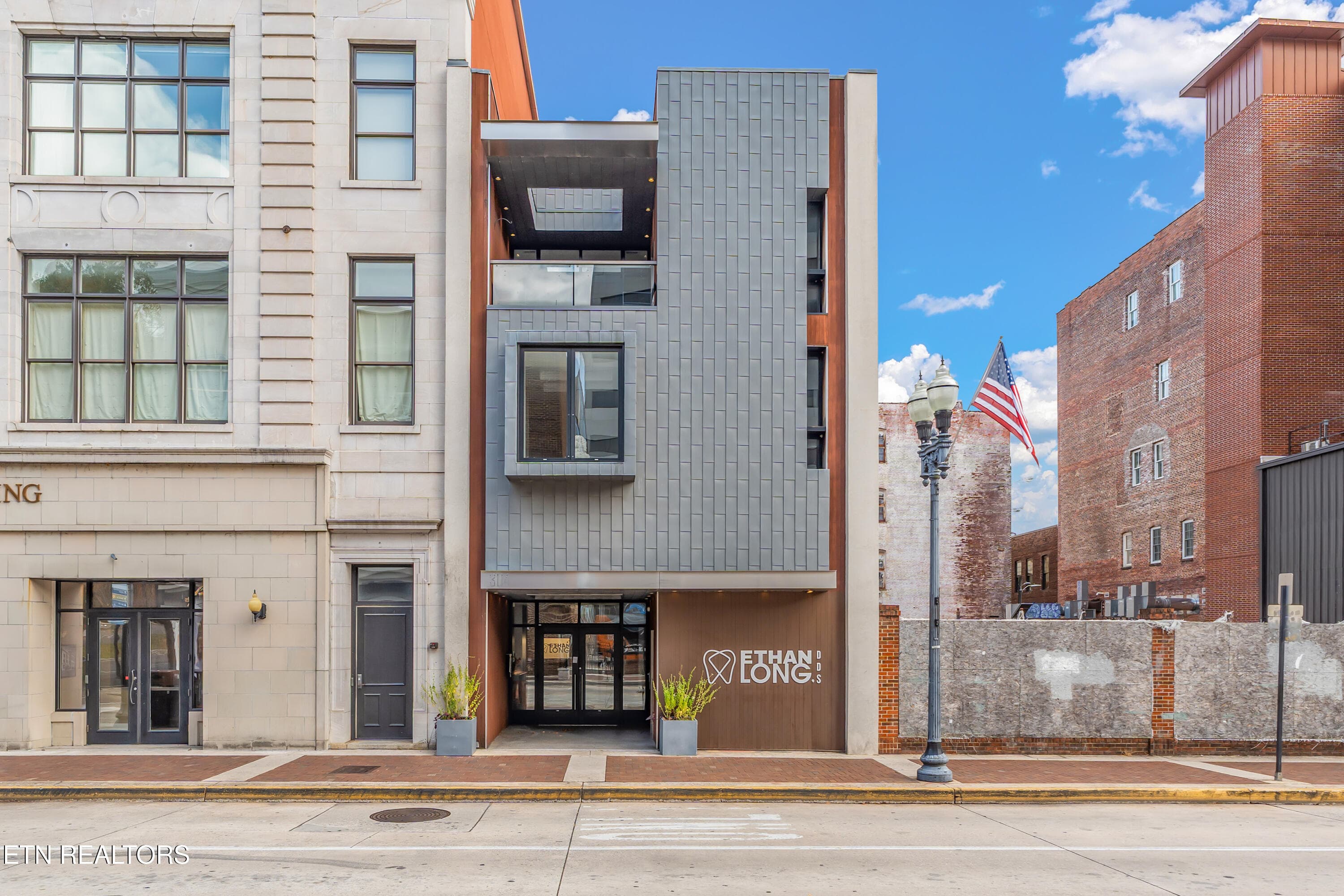 304 S Gay St, Knoxville, TN 37902