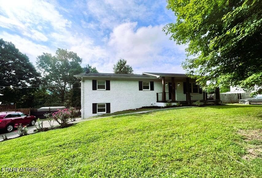 2928 Mynatt Rd, Knoxville, TN 37918