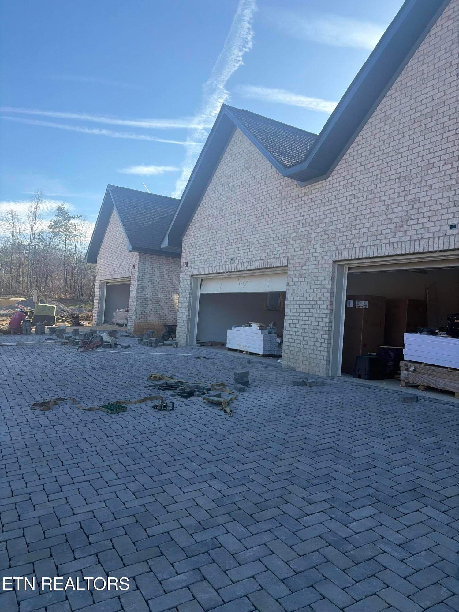 625 October Glory Lane, Knoxville, TN 37934