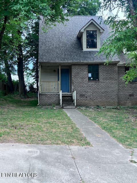 2002 Countryhill Lane, Knoxville, TN 37923
