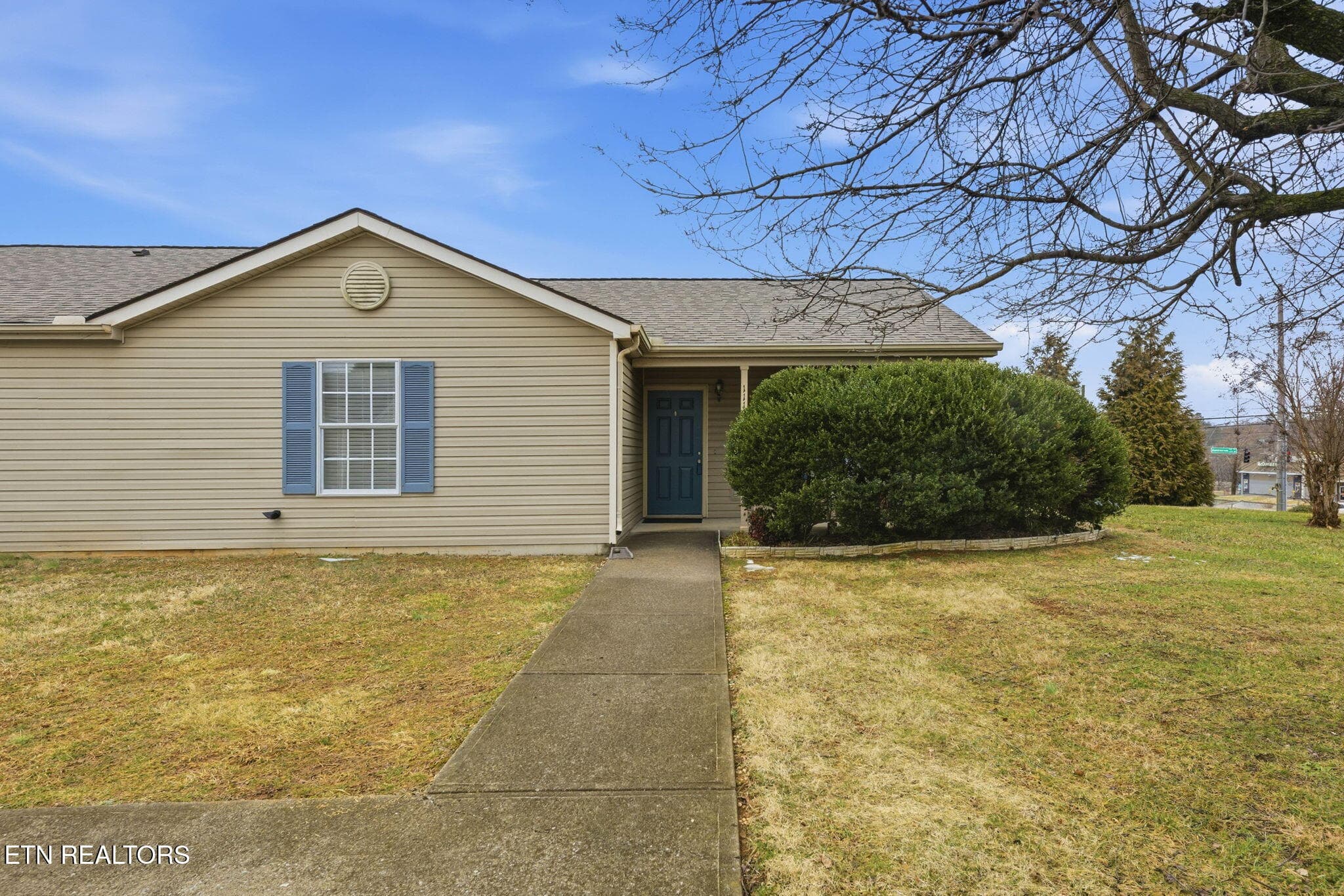 1117 Woodsprings Drive, Knoxville, TN 37923