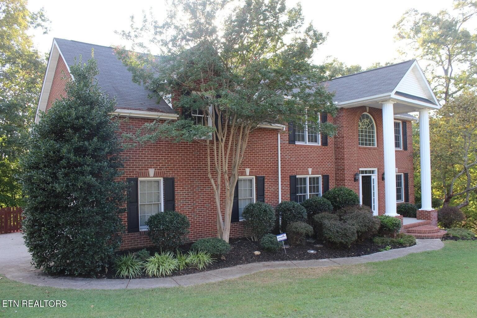 8946 Maple Ridge Lane, Knoxville, TN 37923
