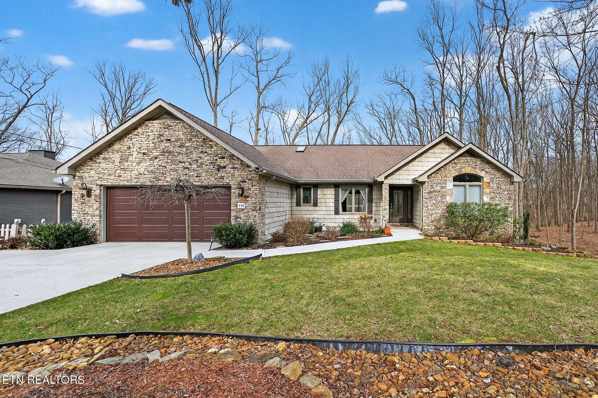 122 Pineridge Loop, Crossville, TN 38558