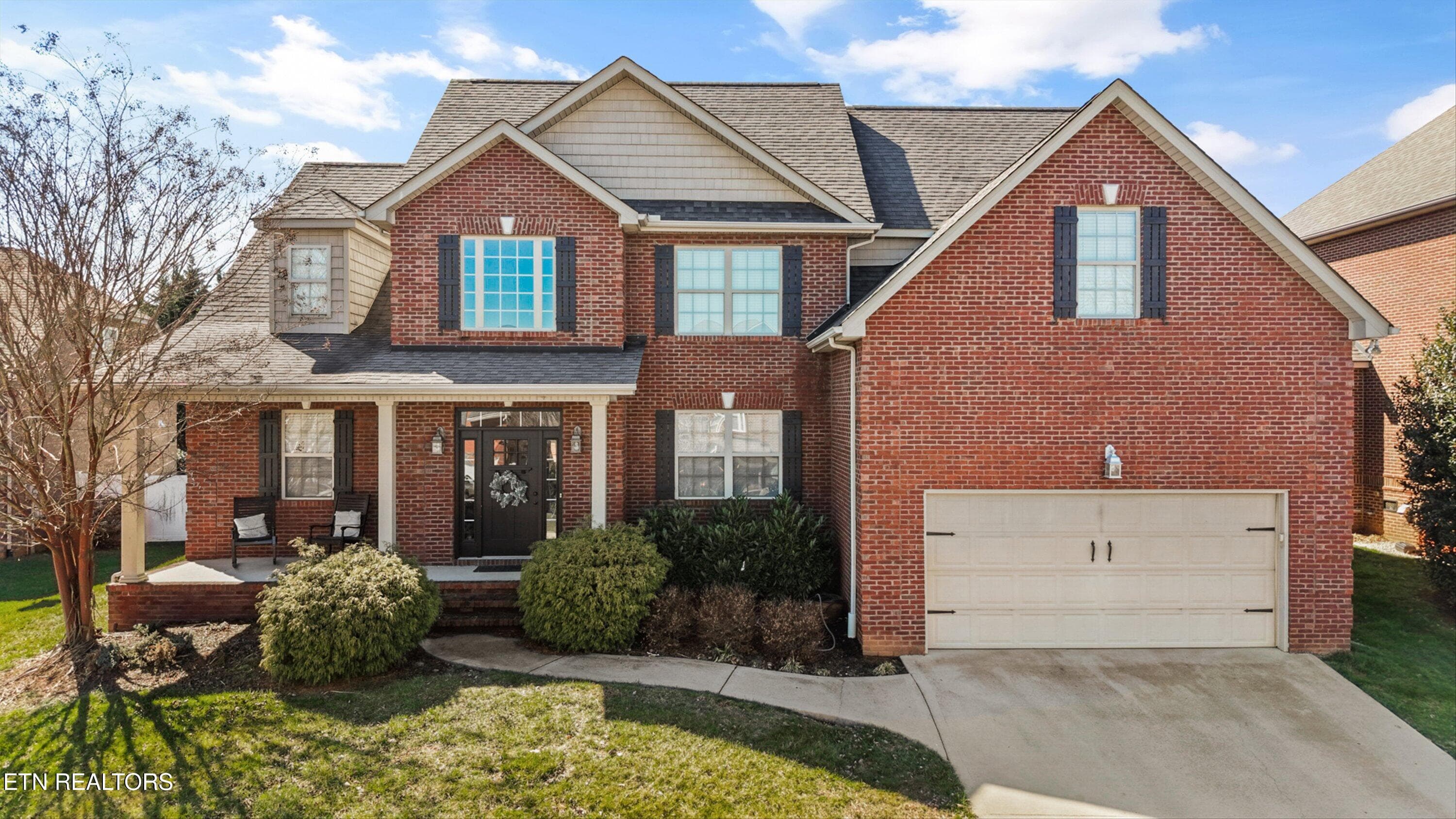 8434 Shoregate Lane, Knoxville, TN 37938