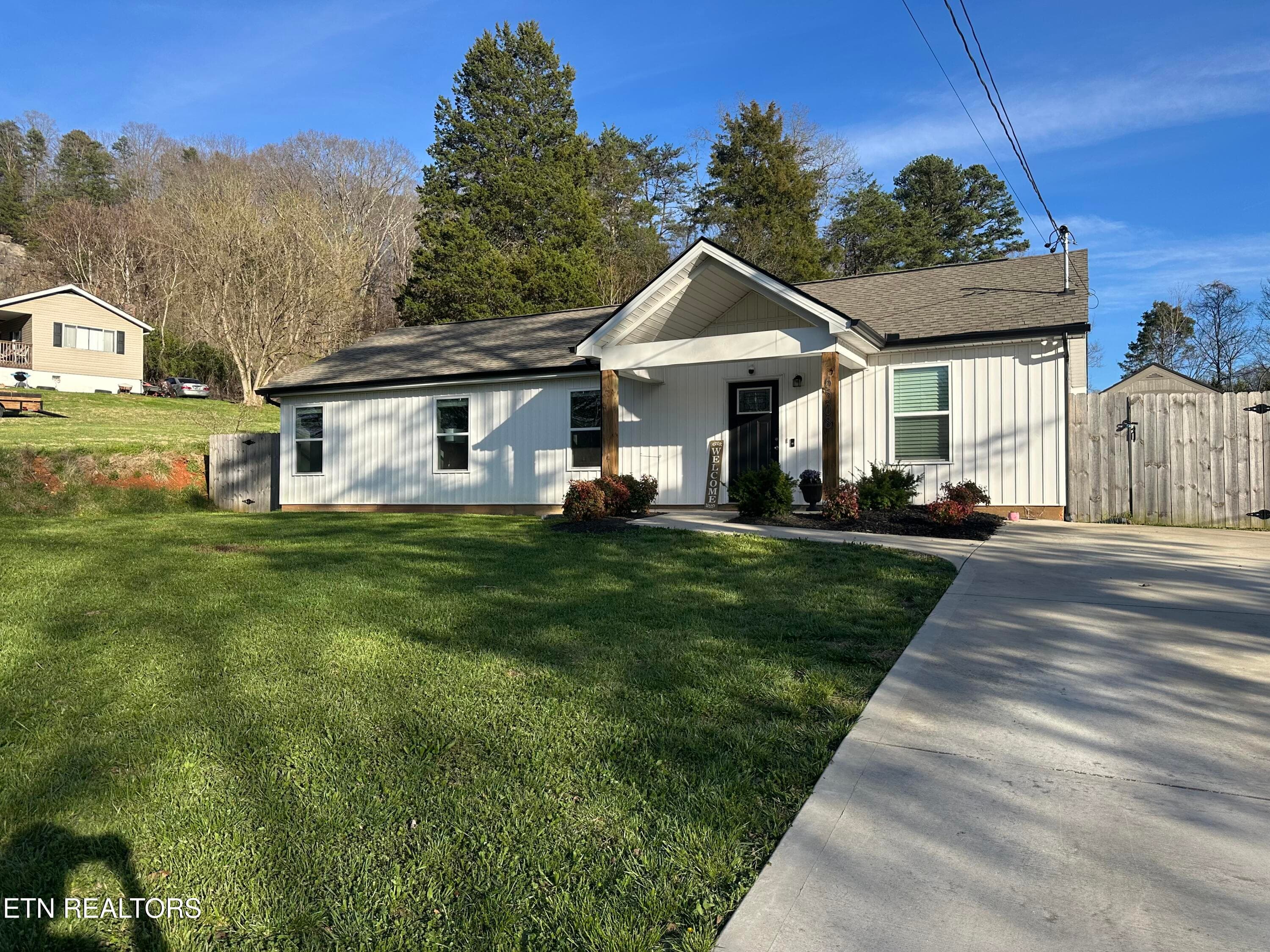 6508 NW Tecoy Quarry Lane, Knoxville, TN 37921
