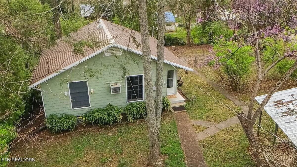 116 S Walker Lane, Oak Ridge, TN 37830