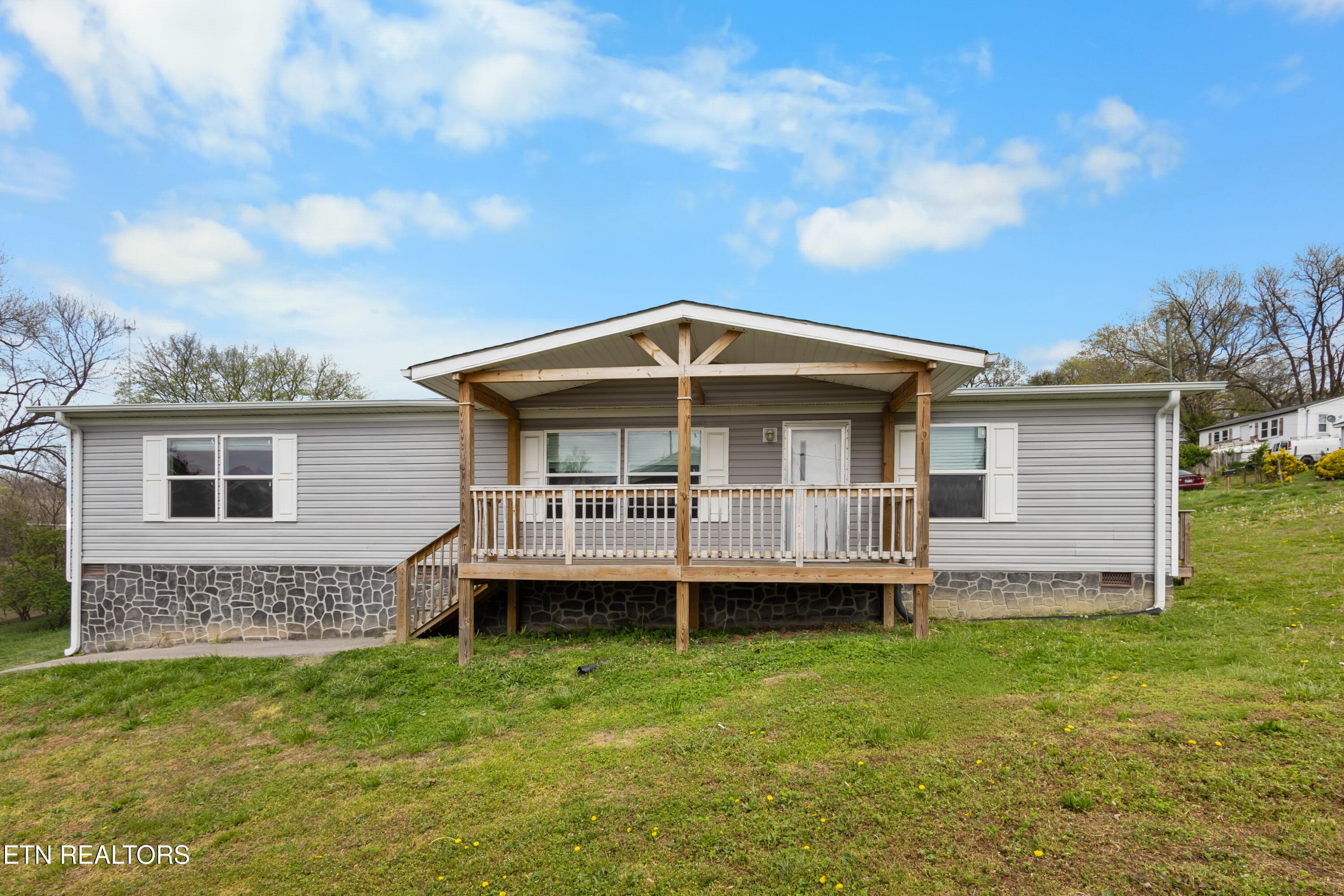 1931 Massachusetts Ave, Knoxville, TN 37921