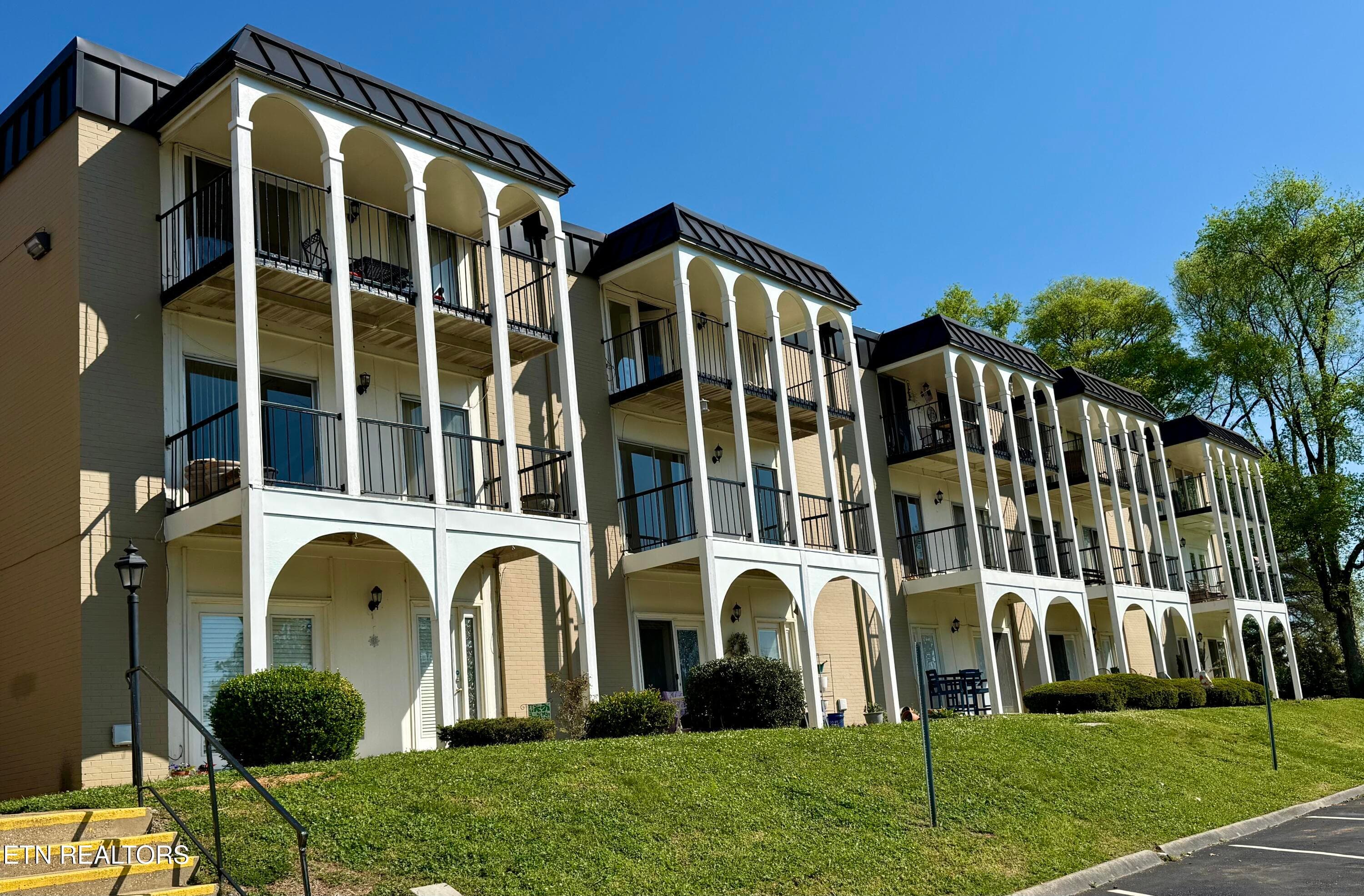 5709 Lyons View Pike 4202, Knoxville, TN 37919