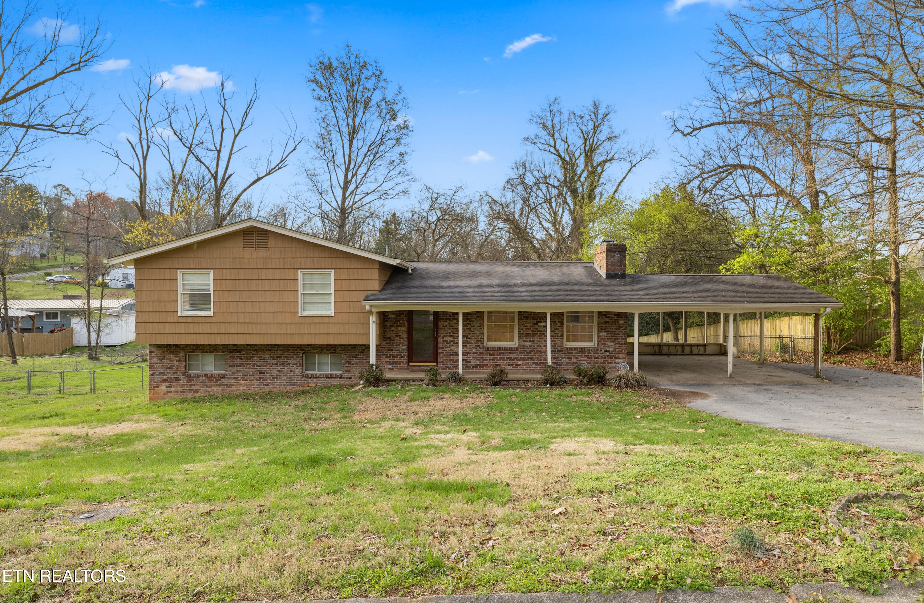 1112 Buckthorn Drive, Knoxville, TN 37912