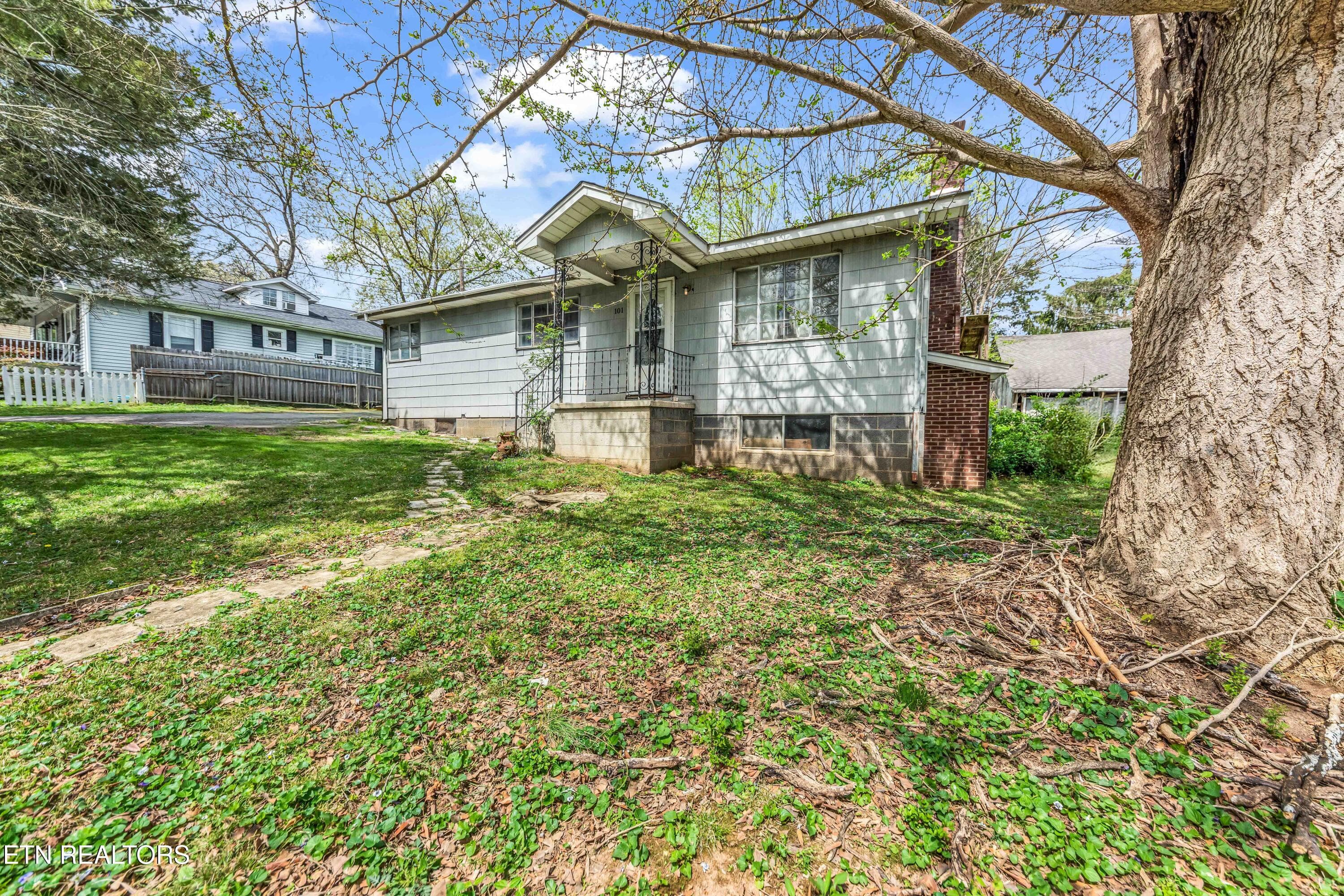 2909 Montbelle Drive, Knoxville, TN 37918