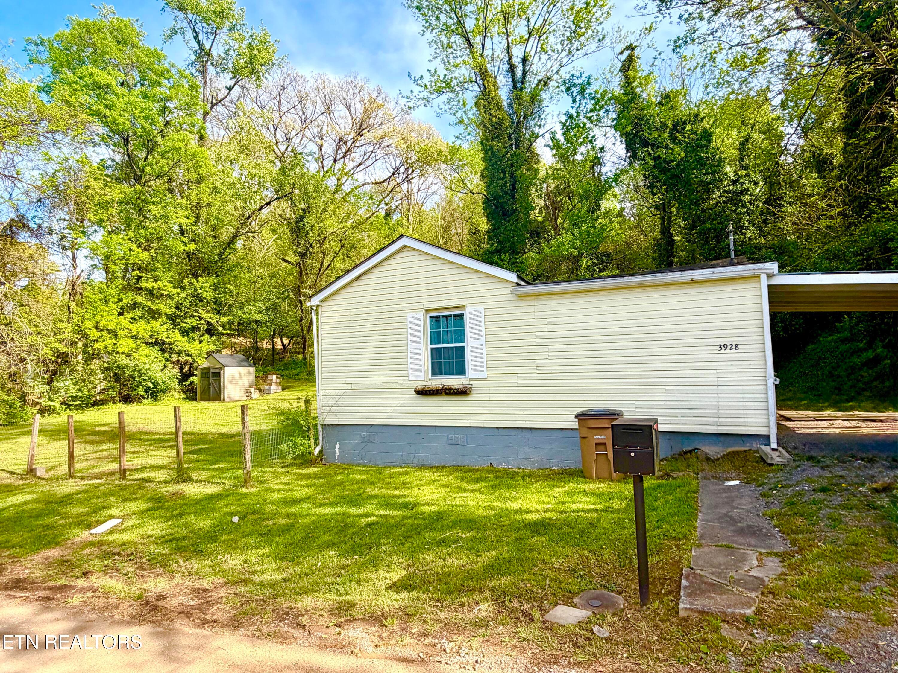 3928 Lilac Ave, Knoxville, TN 37914