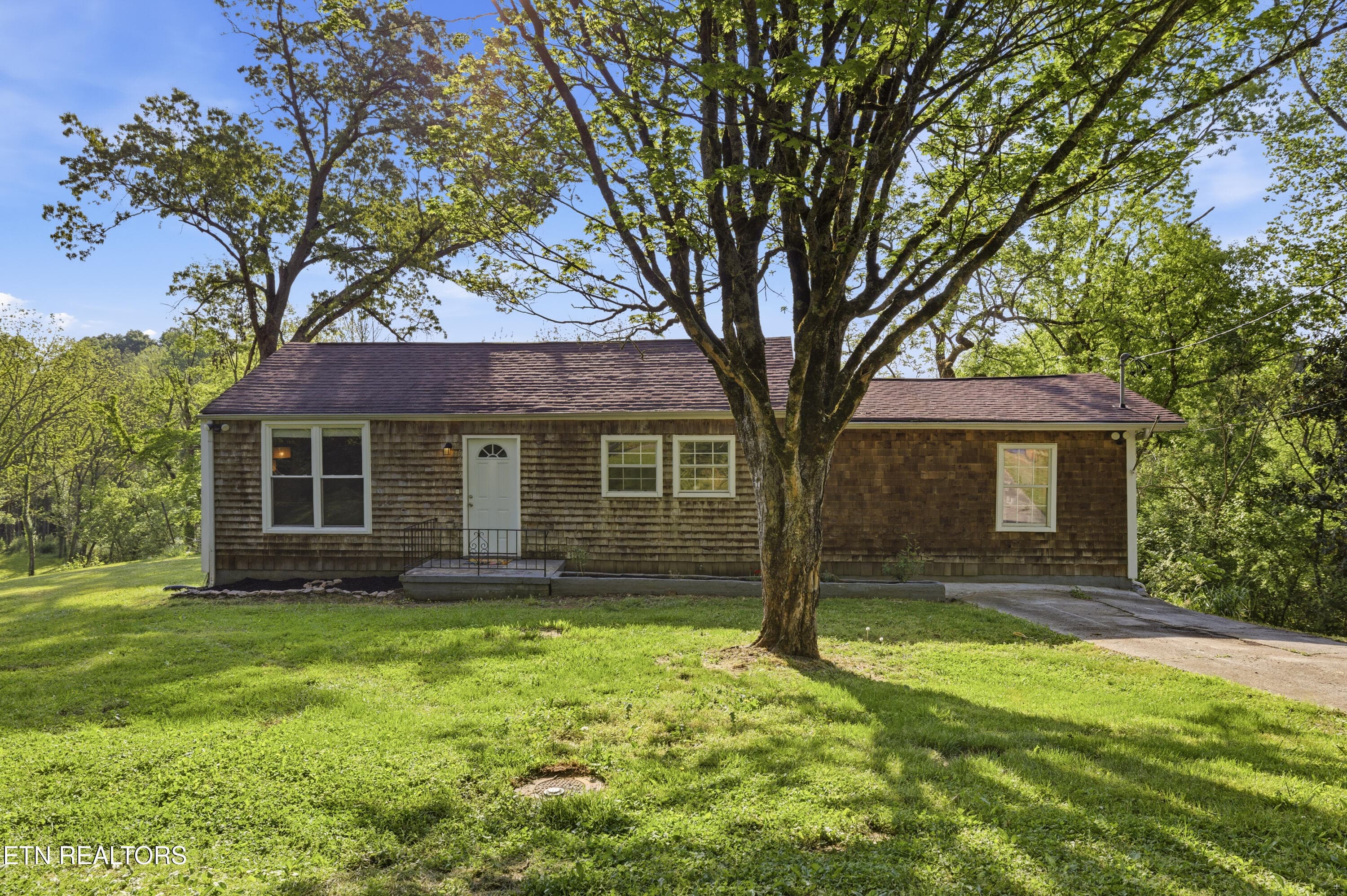 5312 Avis Lane, Knoxville, TN 37914