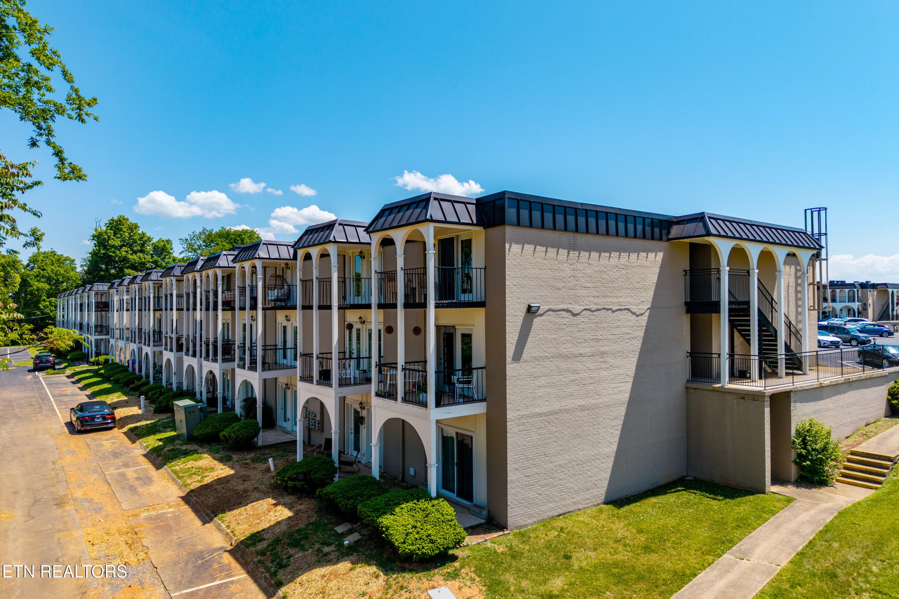 5709 Lyons View Pike 2305, Knoxville, TN 37919