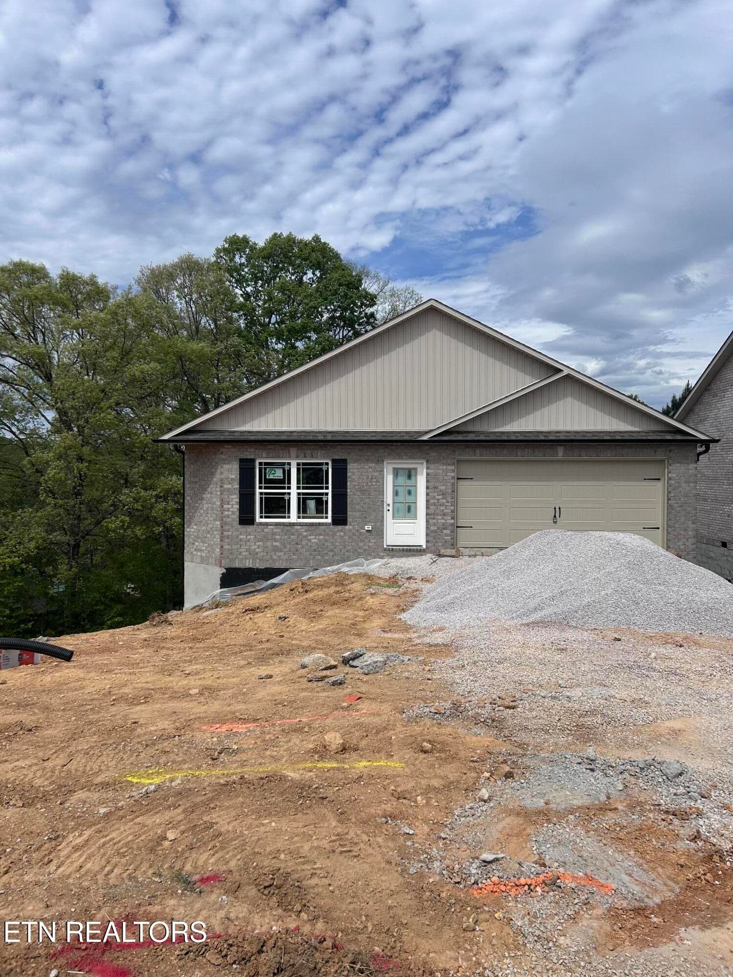 2935 Zachary Pointe Lane, Knoxville, TN 37938