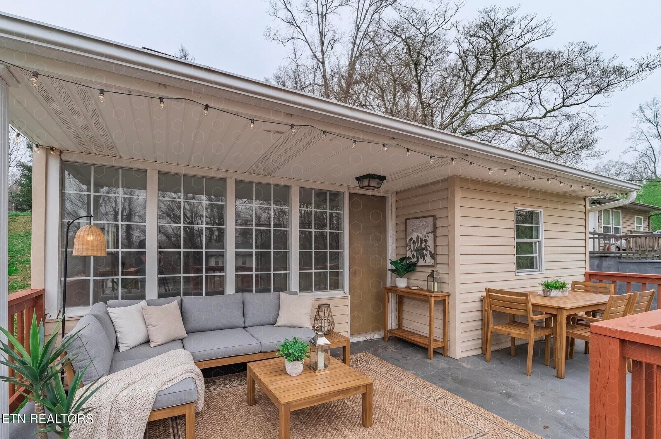 153 Johnson Rd, Oak Ridge, TN 37830