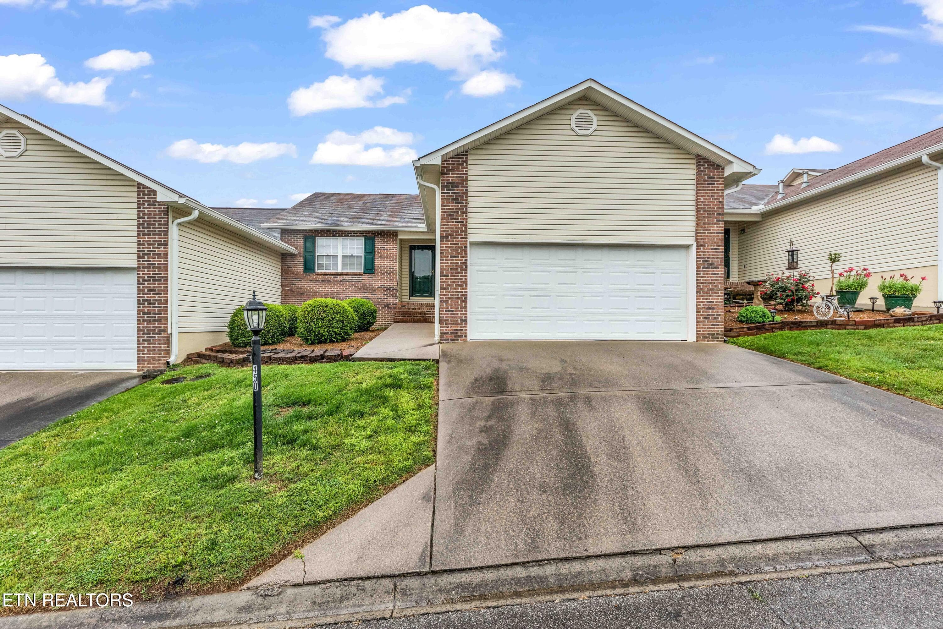 450 Executive Meadows Drive, Lenoir City, TN 37771