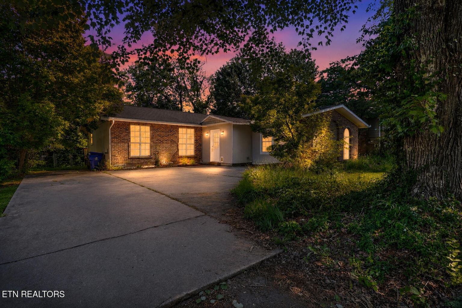 26 Lindale Lane, Oak Ridge, TN 37830
