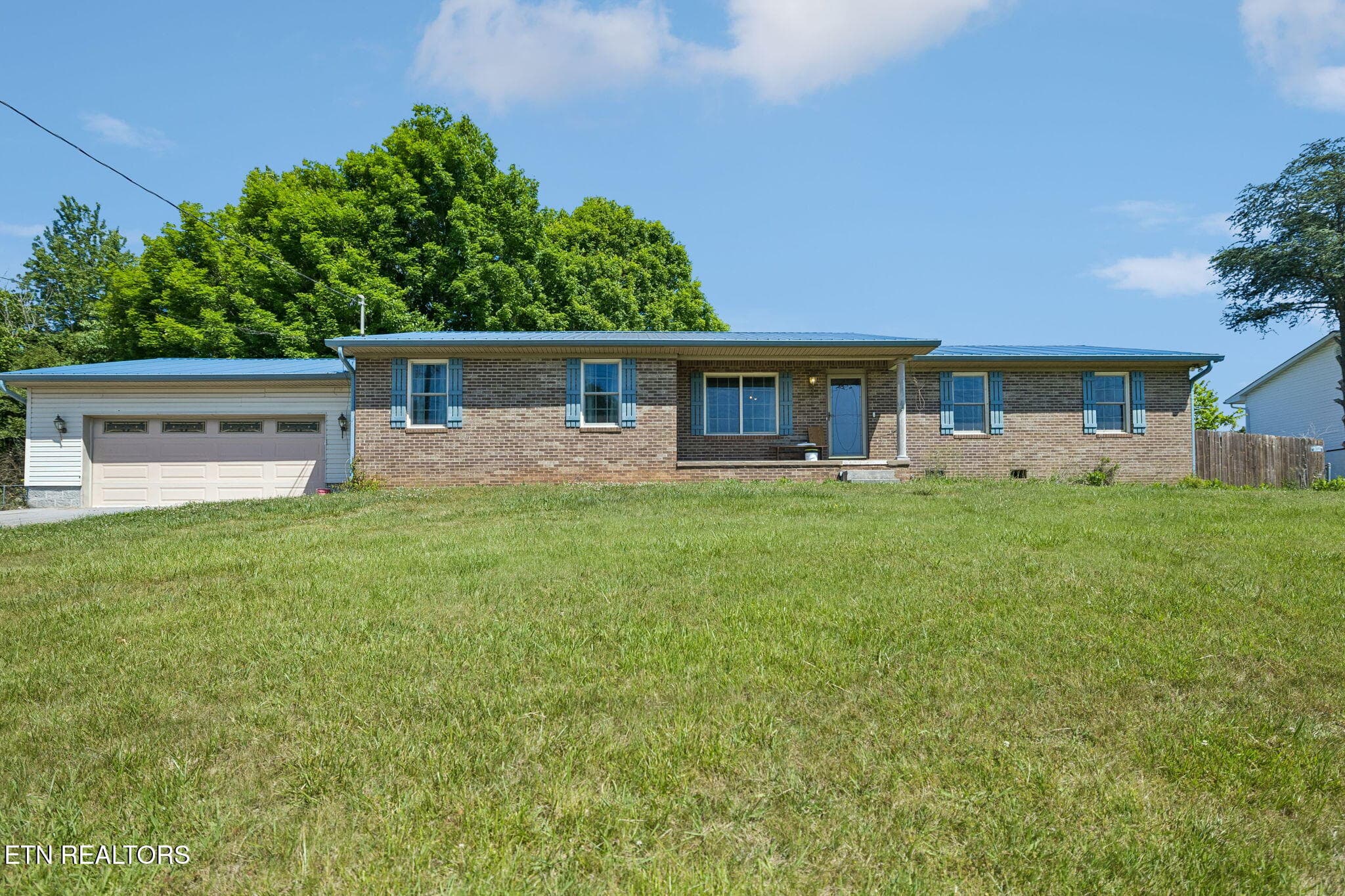 6121 W Emory Rd, Knoxville, TN 37931