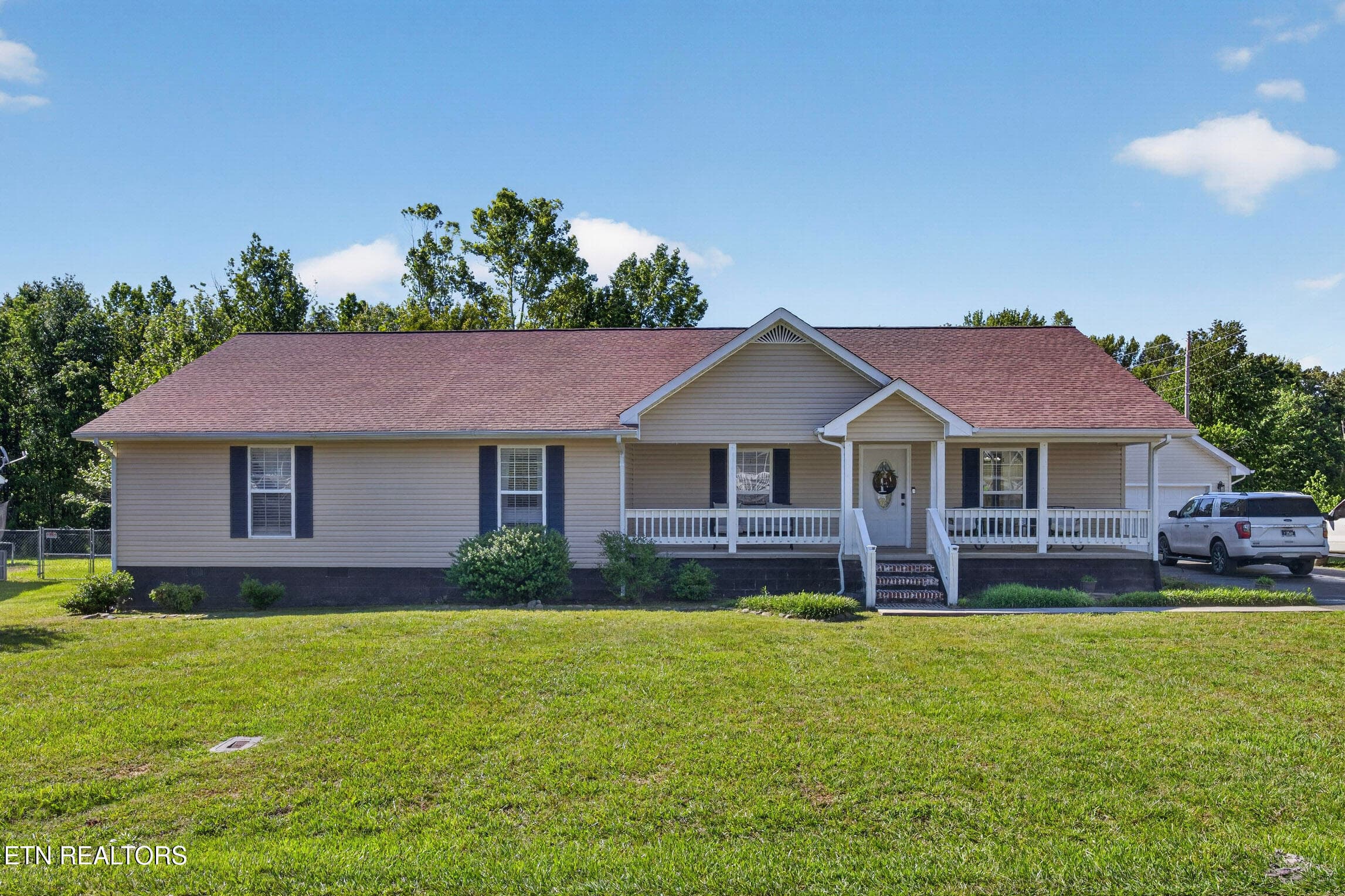 102 Oak Springs Lane, Rickman, TN 38580