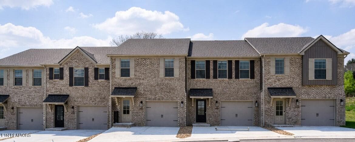 8956 Keenberg Lane, Knoxville, TN 37931
