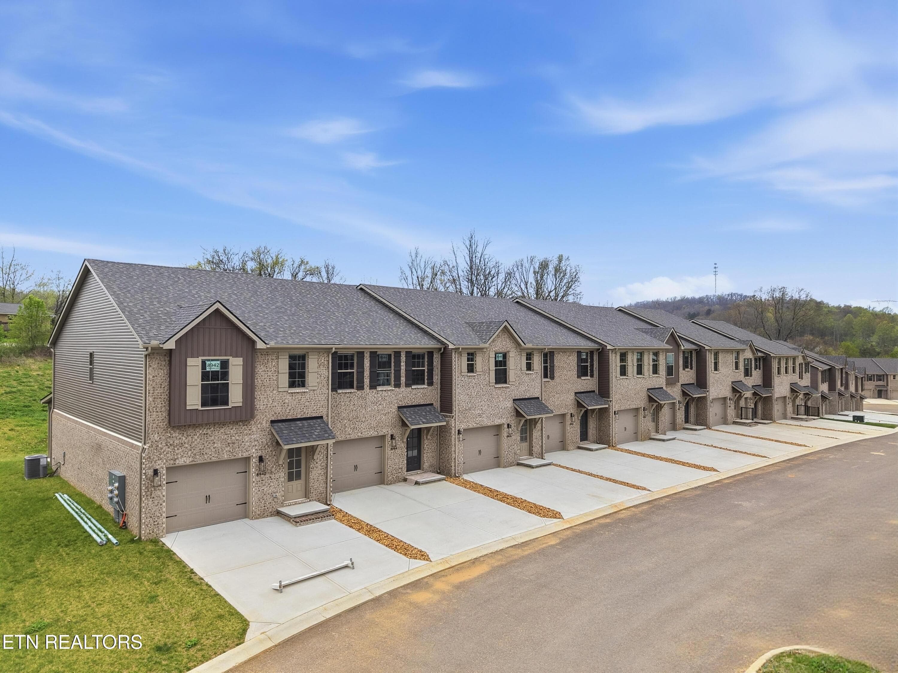 8954 Keenberg Lane, Knoxville, TN 37931