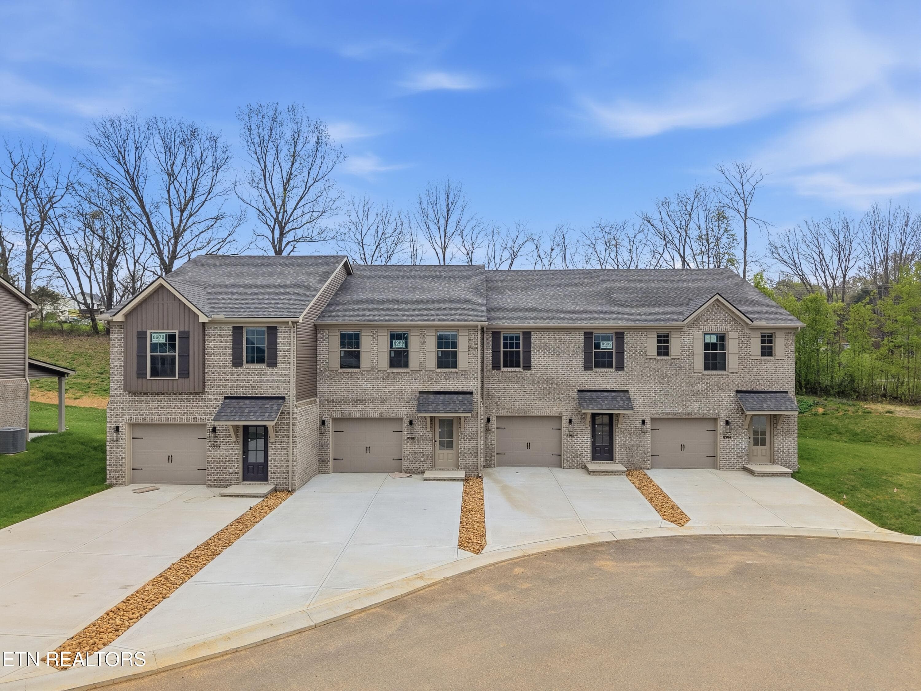 8978 Keenberg Lane, Knoxville, TN 37931
