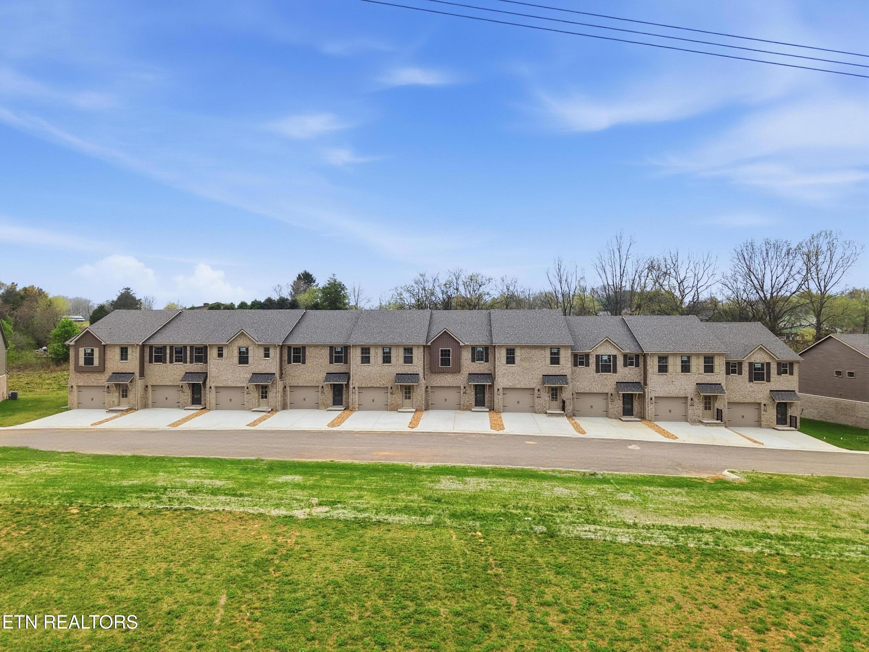 8948 Keenberg Lane, Knoxville, TN 37931