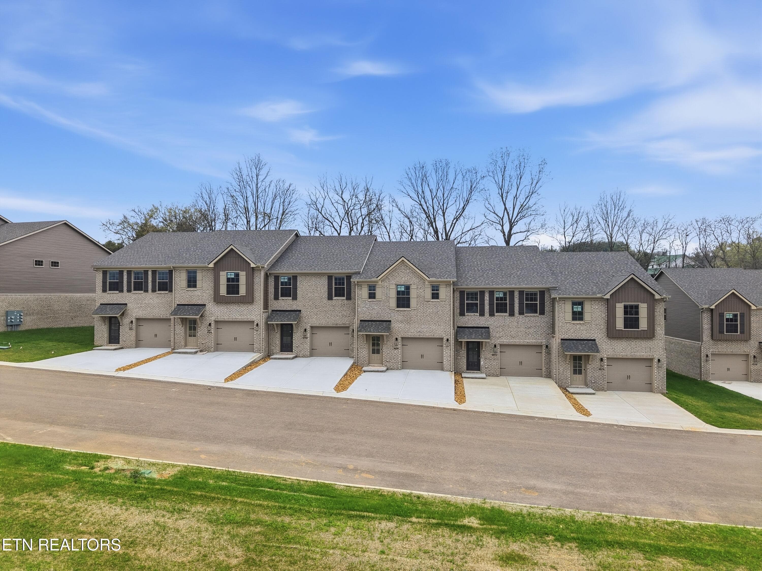 8970 Keenberg Lane, Knoxville, TN 37931