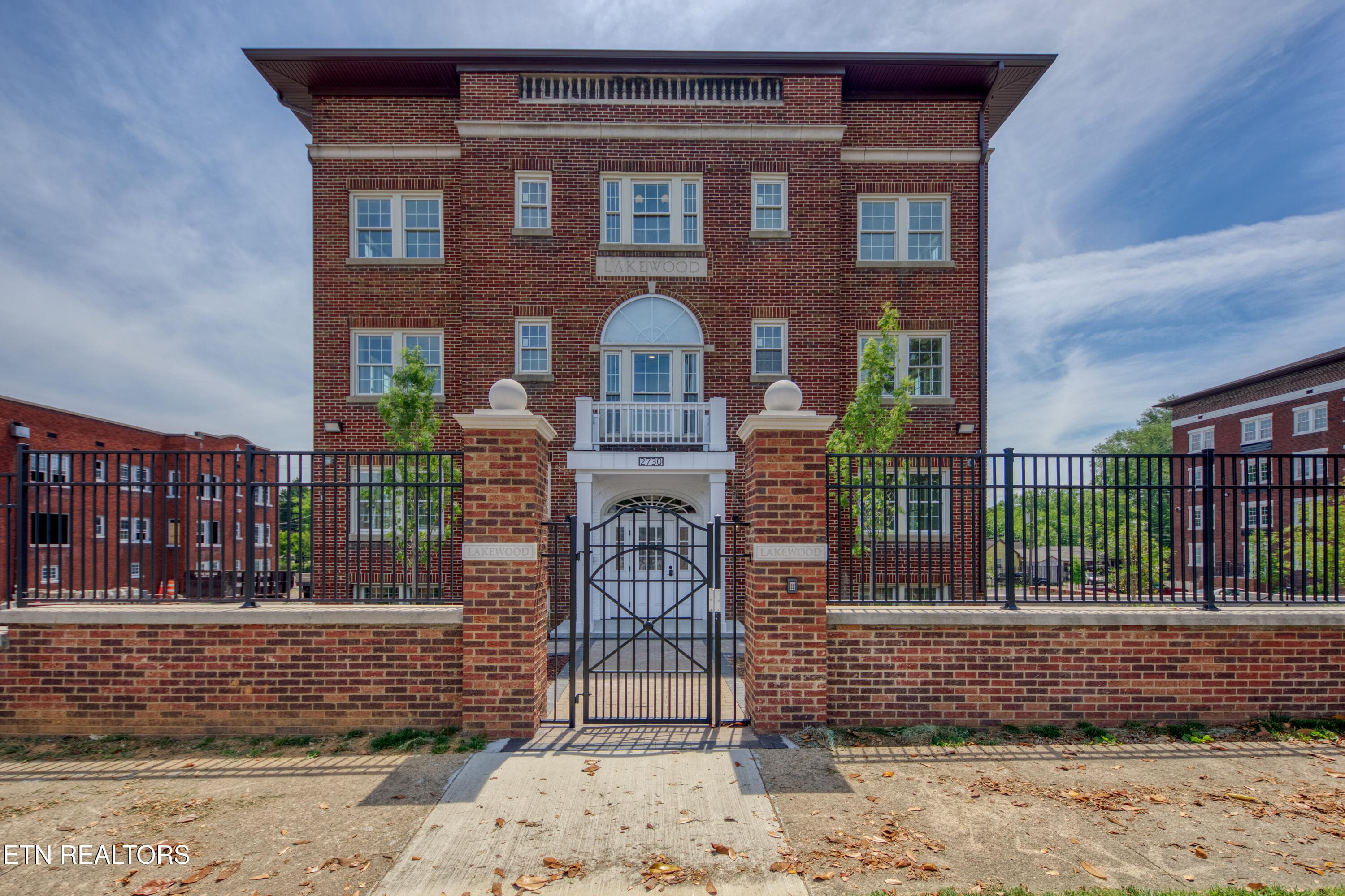 2730 E Magnolia Ave 303, Knoxville, TN 37914