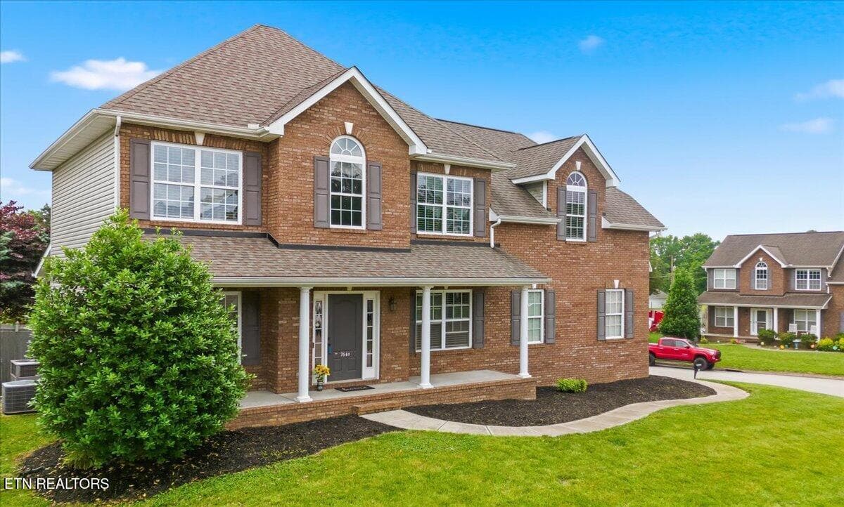 7640 Greenscape Drive, Knoxville, TN 37938