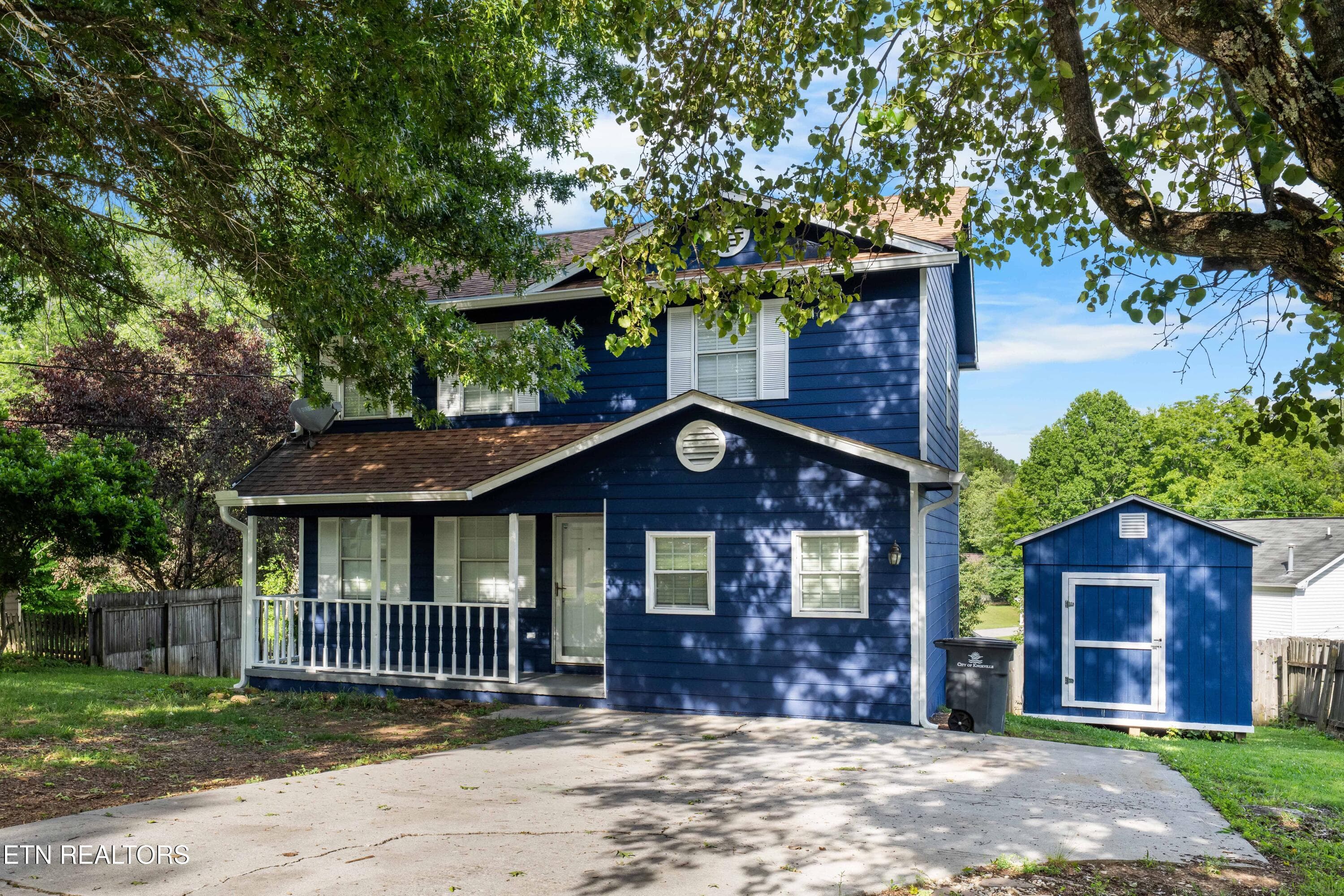 2004 Hyde Park Lane, Knoxville, TN 37921