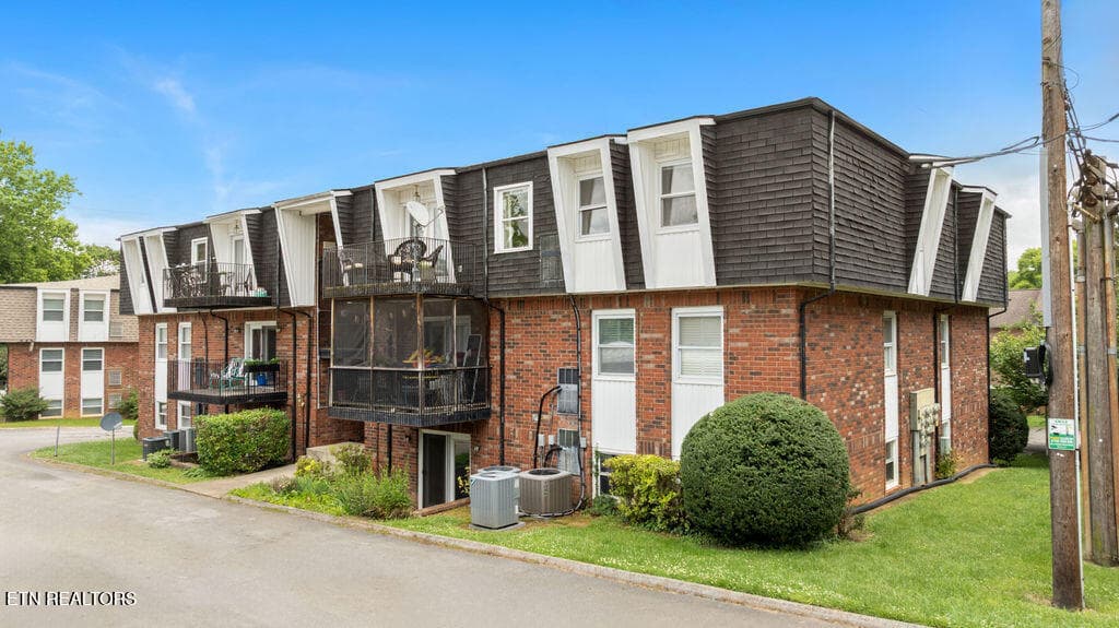 1625 Woodrow Drive 410, Knoxville, TN 37918