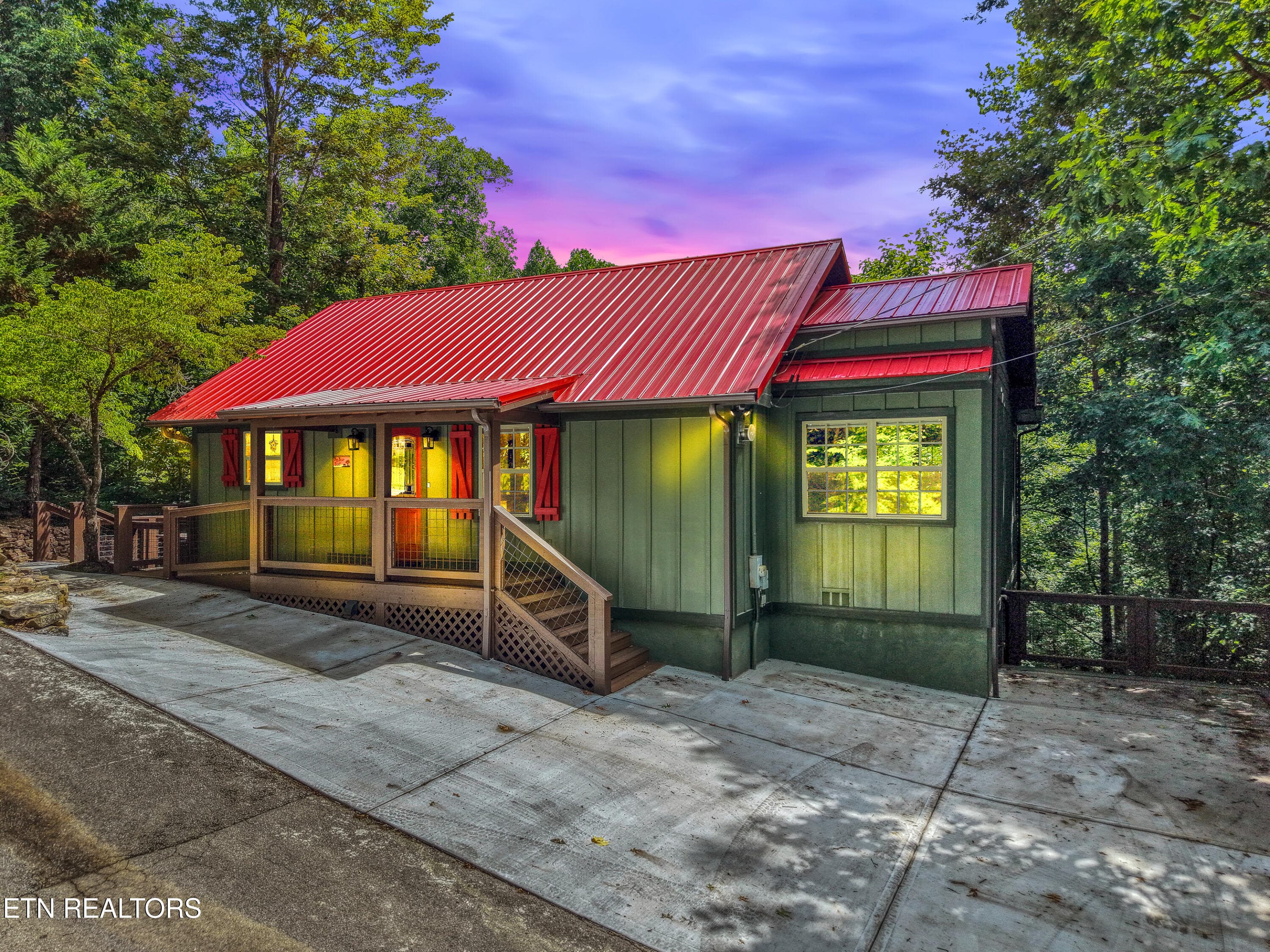 236 Tolliver Tr, Townsend, TN 37882