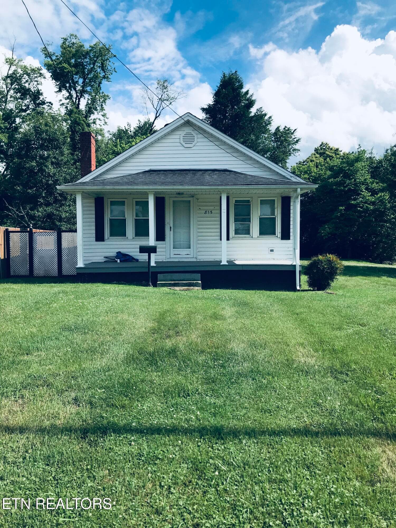815 Dorchester Ave, Middlesboro, KY 40965