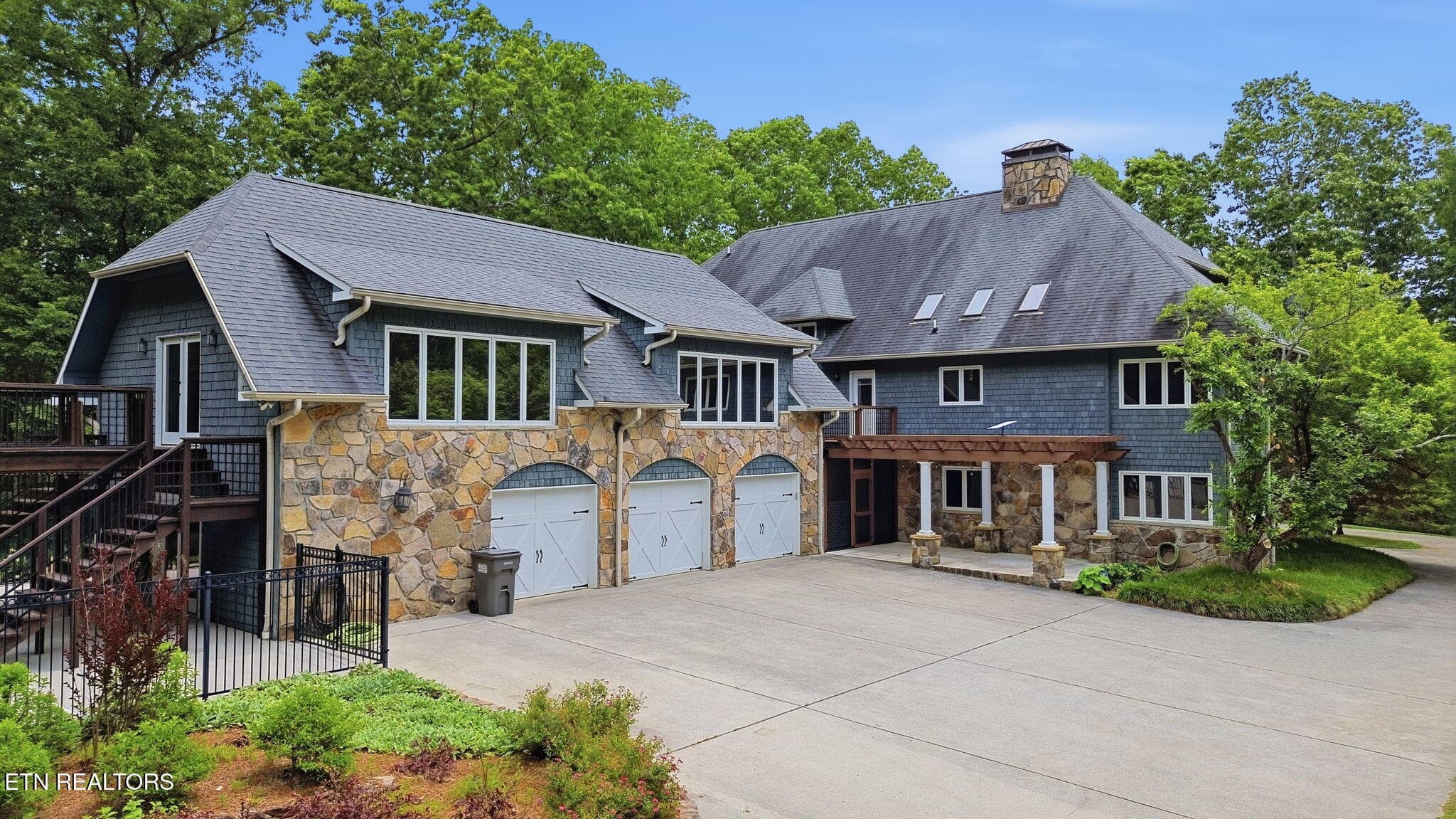 9109 Lynnwood Lane, Rockford, TN 37853