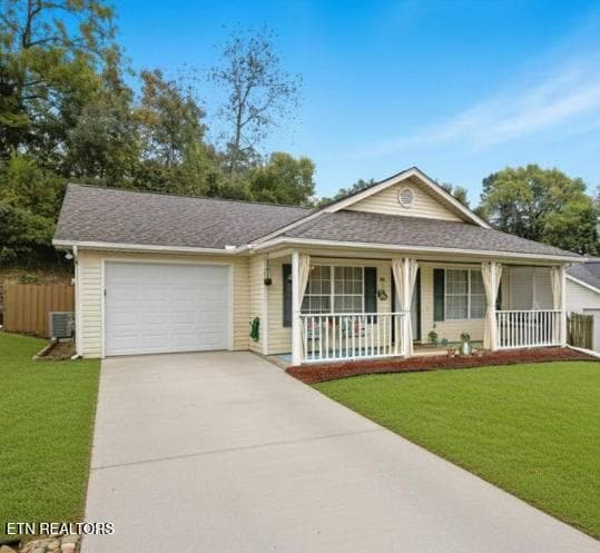 131 Emerald Court Place, Lenoir City, TN 37771