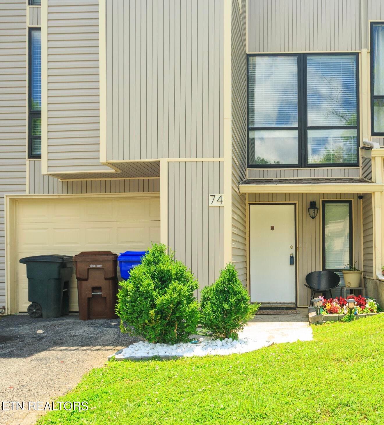 74 Valley Forge Drive, Oak Ridge, TN 37830