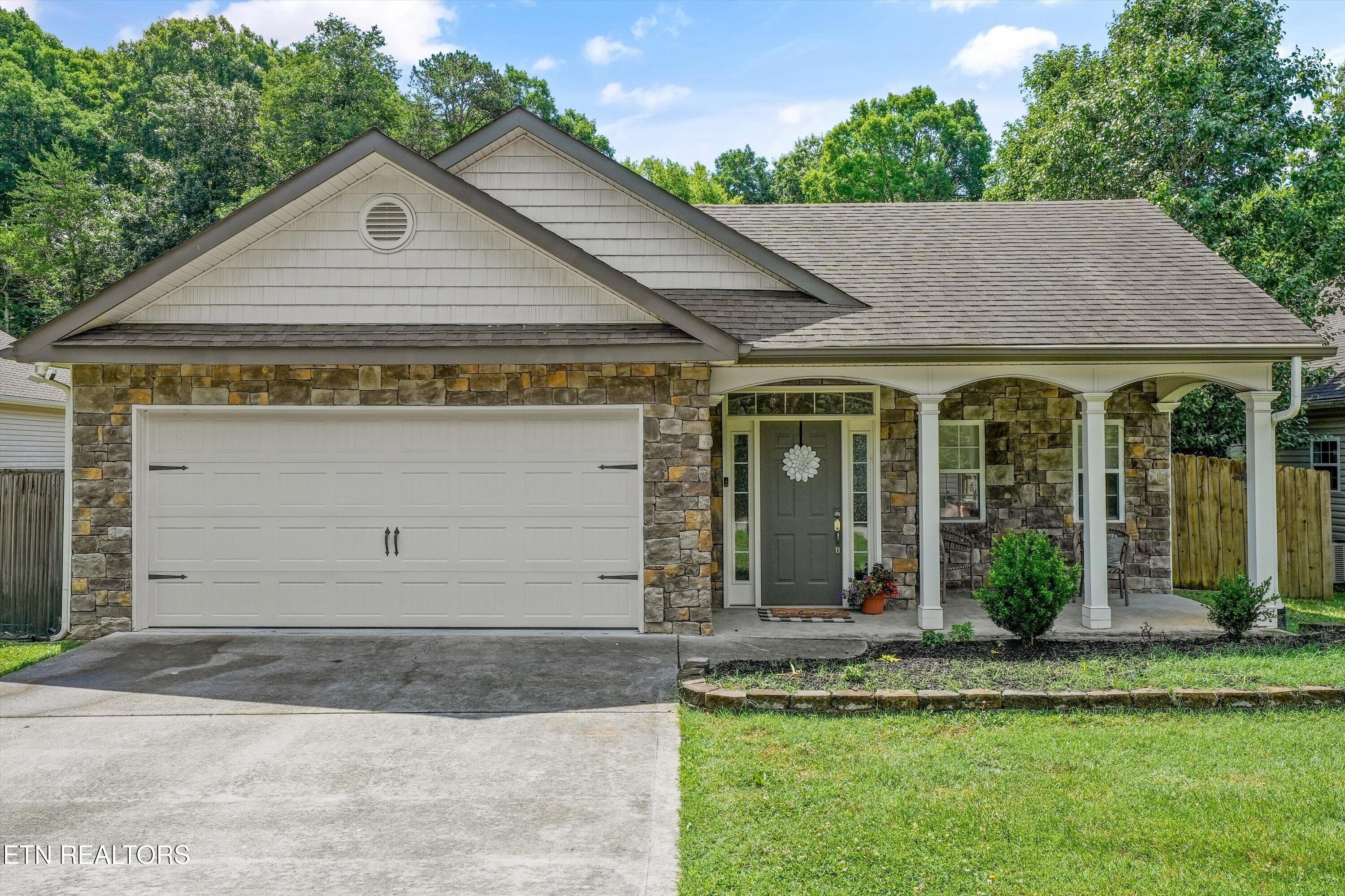 10816 Meriwether Lane, Knoxville, TN 37934