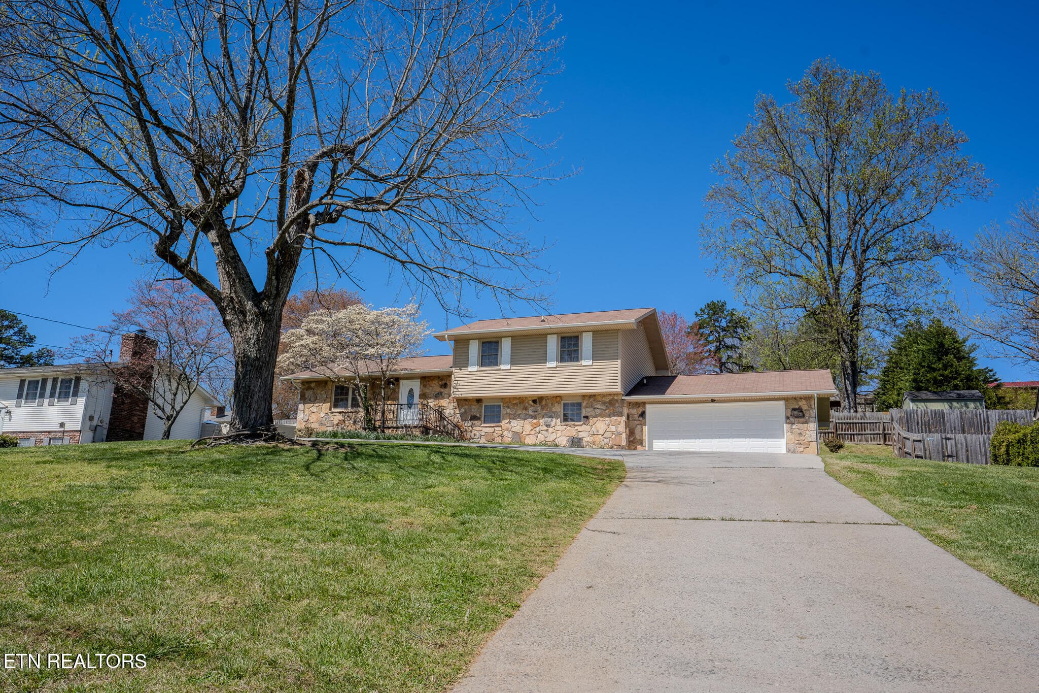 11333 Snyder Rd, Knoxville, TN 37932