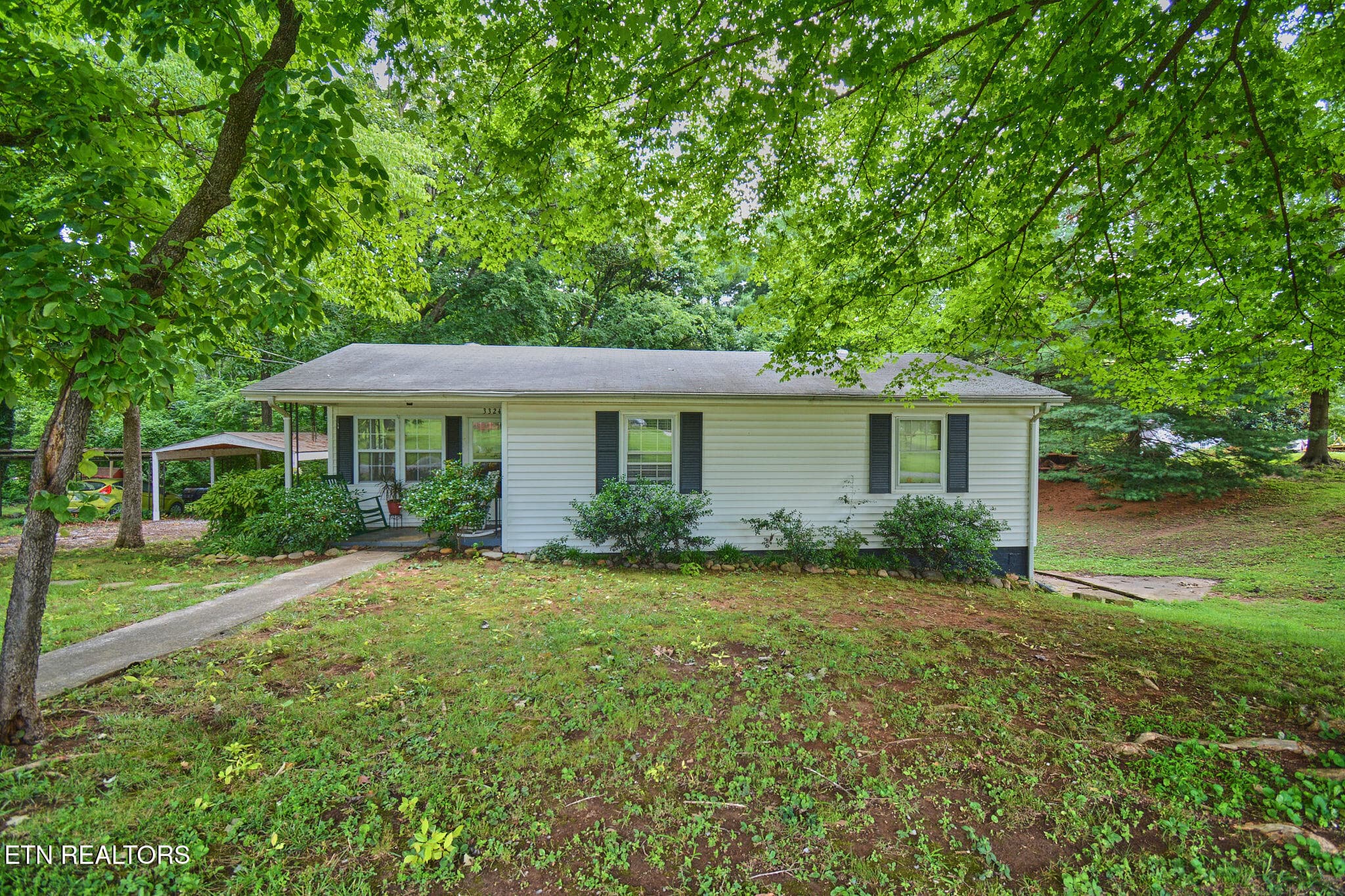 3324 Wildwood Rd, Maryville, TN 37804